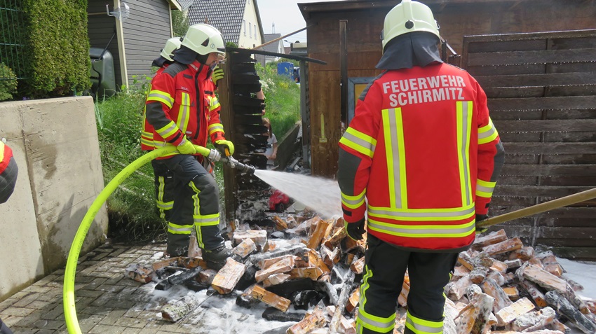 brandb2scholzschuppen